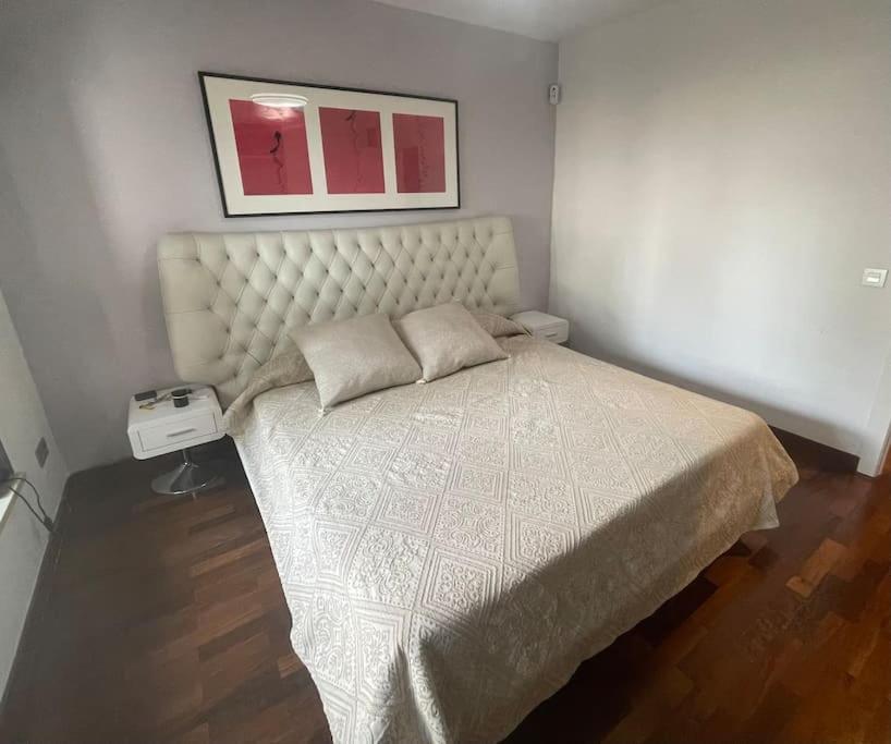Luxury Apartamento En Rio Real Marbella Bagian luar foto