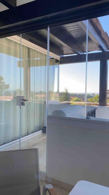 Luxury Apartamento En Rio Real Marbella Bagian luar foto