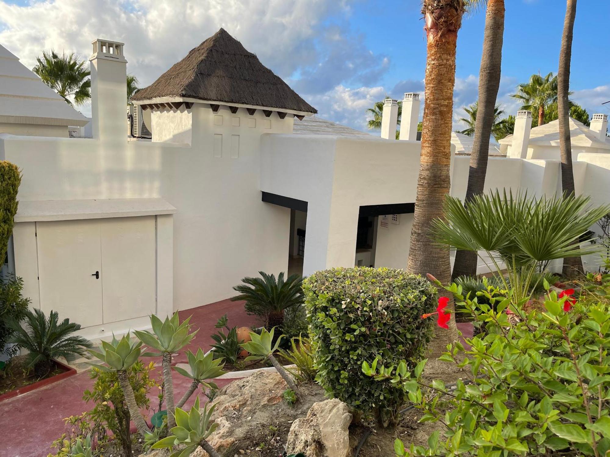 Luxury Apartamento En Rio Real Marbella Bagian luar foto
